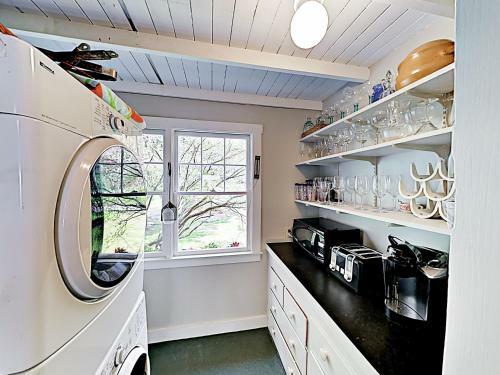 47 South Beach Rd Home