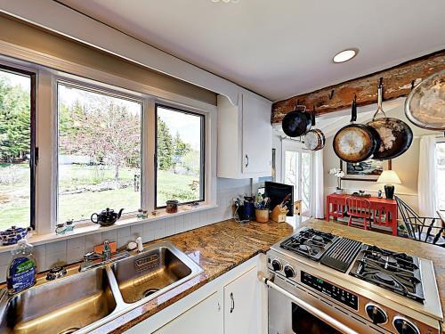 47 South Beach Rd Home