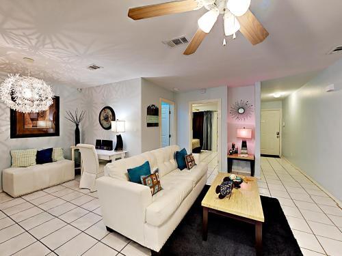 108 E Whiting St Duplex Townhouse