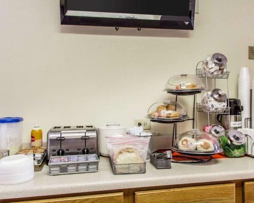 Hotel Econo Lodge Limon