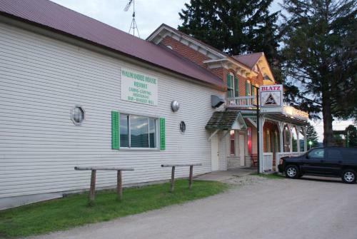Hotel Buffalo County Resort