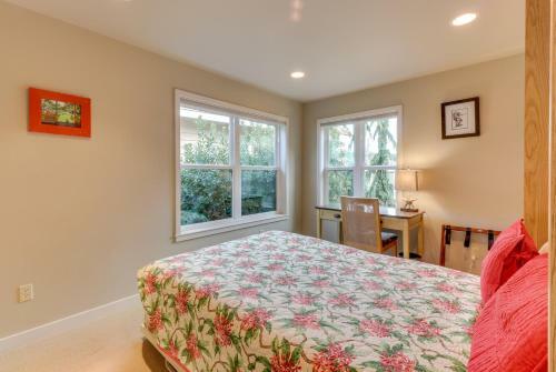 Camano Island Waterfront Modern Splendor