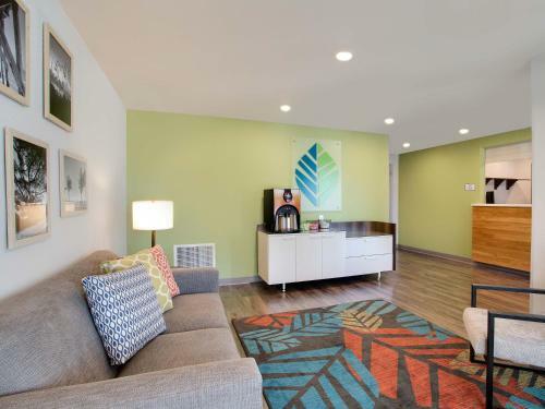 Hotel Woodspring Suites West Melbourne