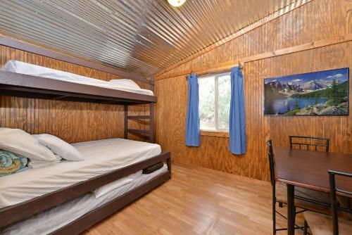 Cutty's Hayden Creek Resort