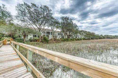 Shelter Cove 1722