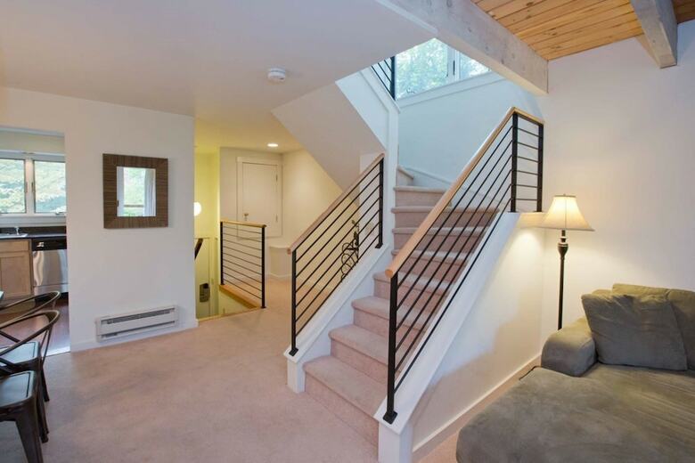1br Topnotch Condo