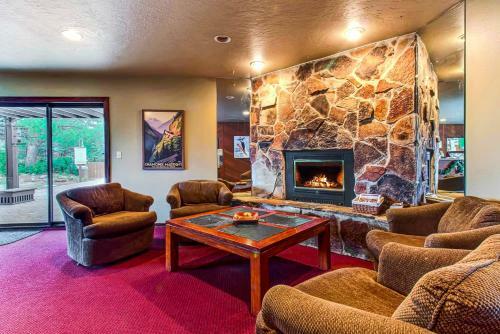 Red Pine Canyons View Condo