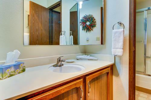 Red Pine Canyons View Condo