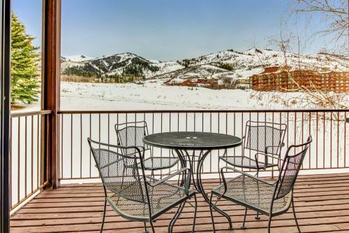 Red Pine Canyons View Condo