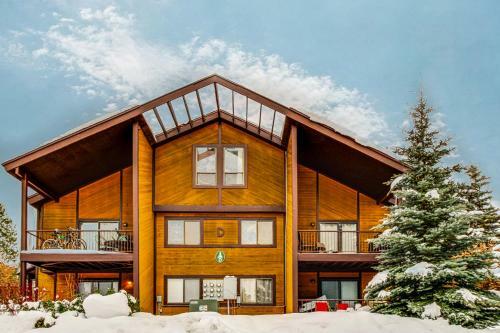 Red Pine Canyons View Condo