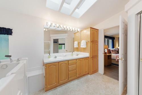 Forest Grove Retreat