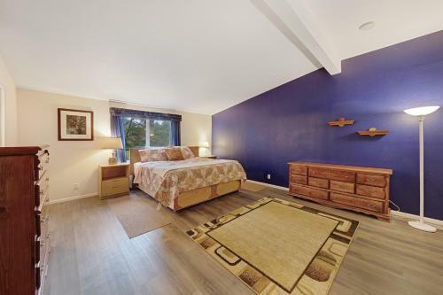 Forest Grove Retreat