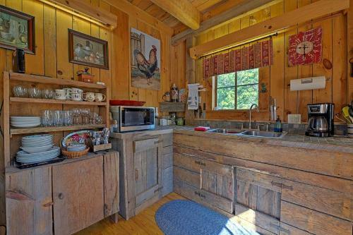 The Timbers Cabin