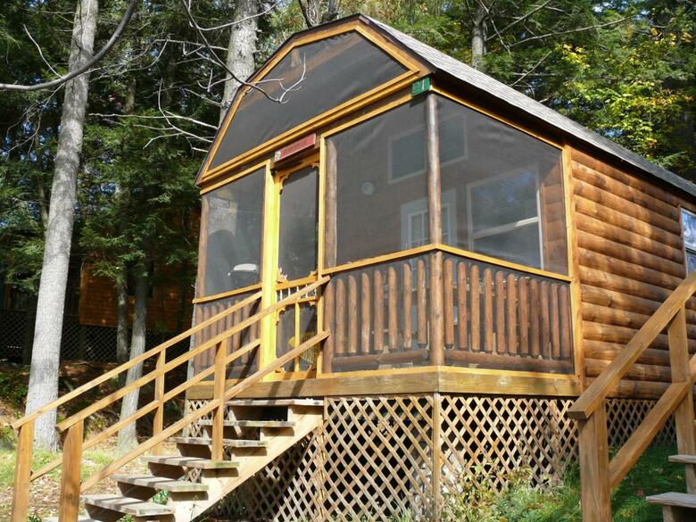 Motel Long Lake And Cottages Llc