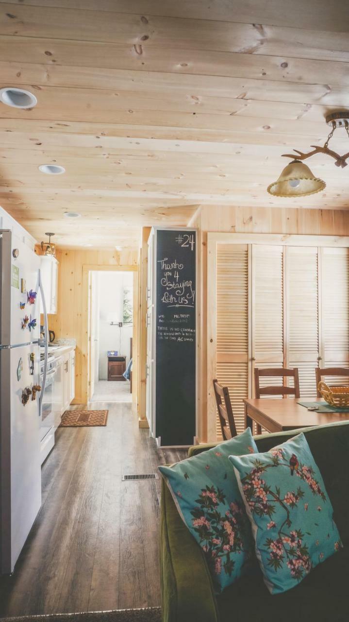 Motel Long Lake And Cottages Llc