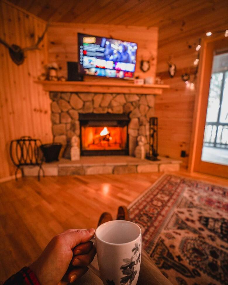 Motel Long Lake And Cottages Llc