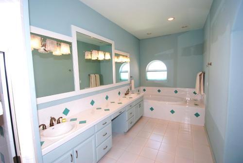 114 Bay Harbor Townhouse