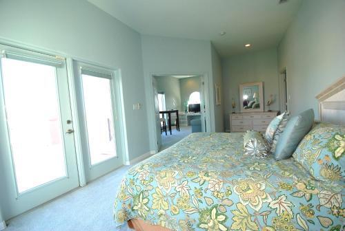 114 Bay Harbor Townhouse
