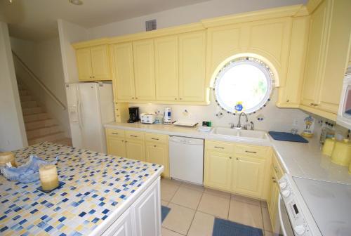114 Bay Harbor Townhouse