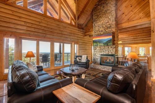 Tanglewood Mountain Lodge Home
