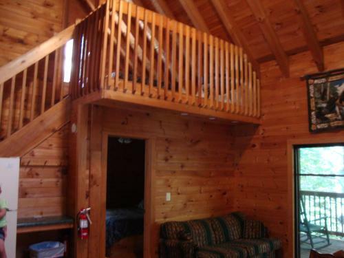 Hotel Bear Den Mountain Resort