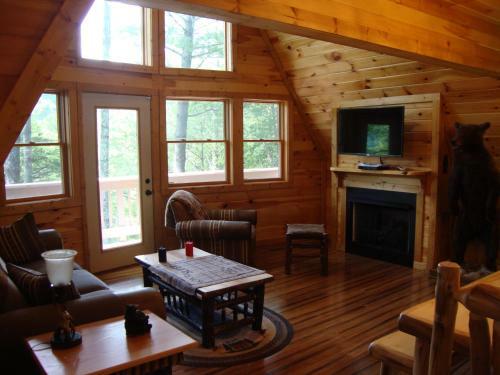 Hotel Bear Den Mountain Resort