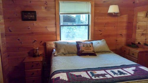 Hotel Bear Den Mountain Resort