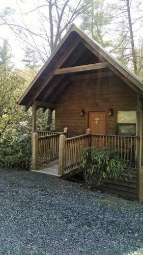 Hotel Bear Den Mountain Resort