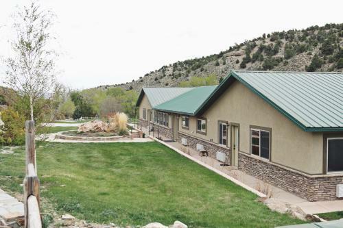 Hotel Hidden Canyon Retreat