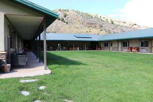 Hotel Hidden Canyon Retreat