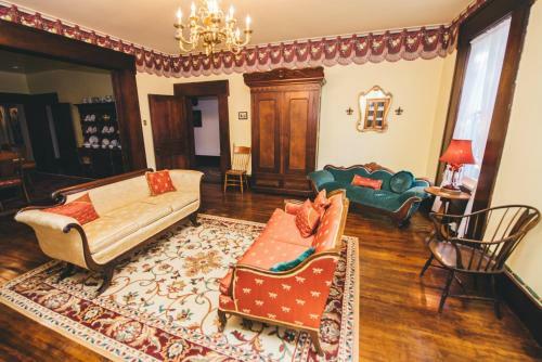 Old Caledonian Bed & Breakfast