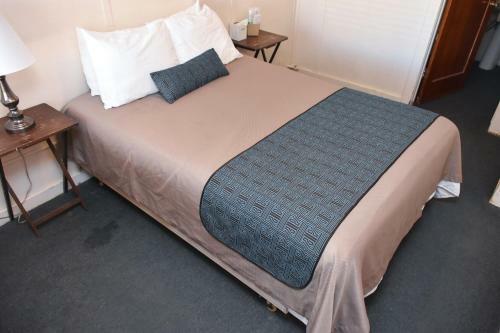 Panamint Springs Motel & Tents