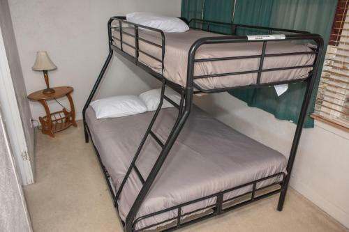 Panamint Springs Motel & Tents