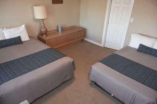 Panamint Springs Motel & Tents
