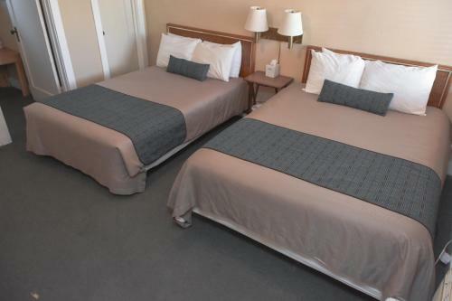Panamint Springs Motel & Tents