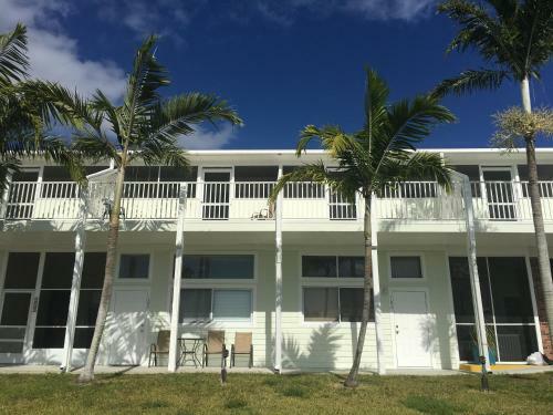 Motel Captain's Table Resort