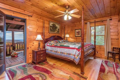 Dancing Bears Cabin