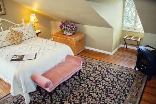 Posada The Carriage Inn Bed And Breakfast