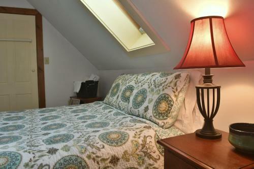 Hawk Mountain Lodge