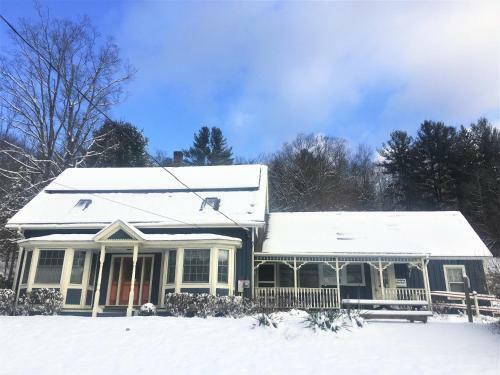 Hawk Mountain Lodge