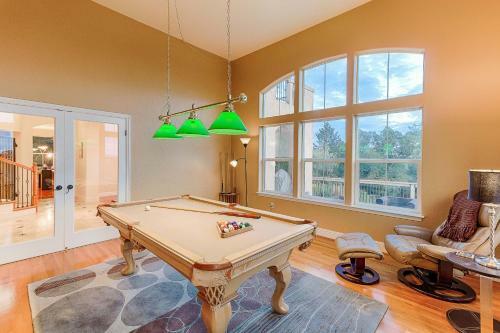 Spacious Santa Rosa House