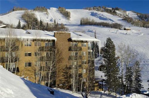 Storm Meadows East Slopeside - Se066