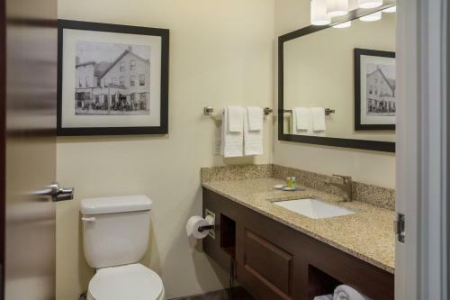 Hotel Cobblestone Inn And Suites - Ashland