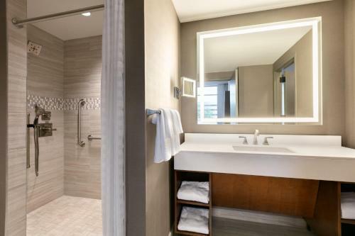 Hotel Embassy Suites By Hilton Berkeley Heights