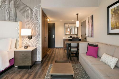 Hotel Embassy Suites By Hilton Berkeley Heights
