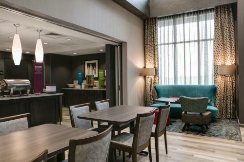 Hotel Hampton Inn By Hilton Wichita Northwest
