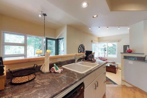 Meadowridge Retreat