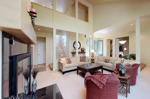 Meadowridge Retreat