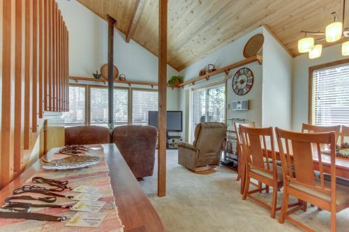 13 Tamarack