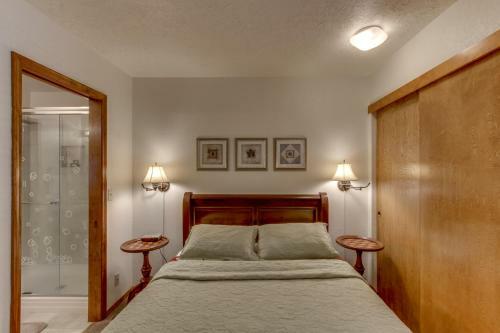 13 Tamarack